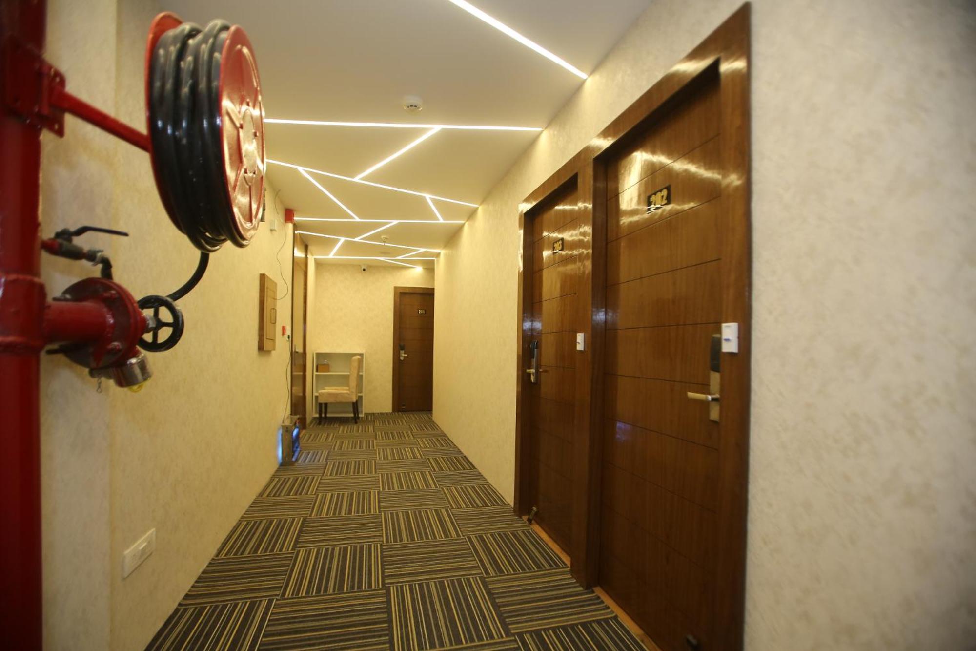 Affluence Hotel Kharar Экстерьер фото