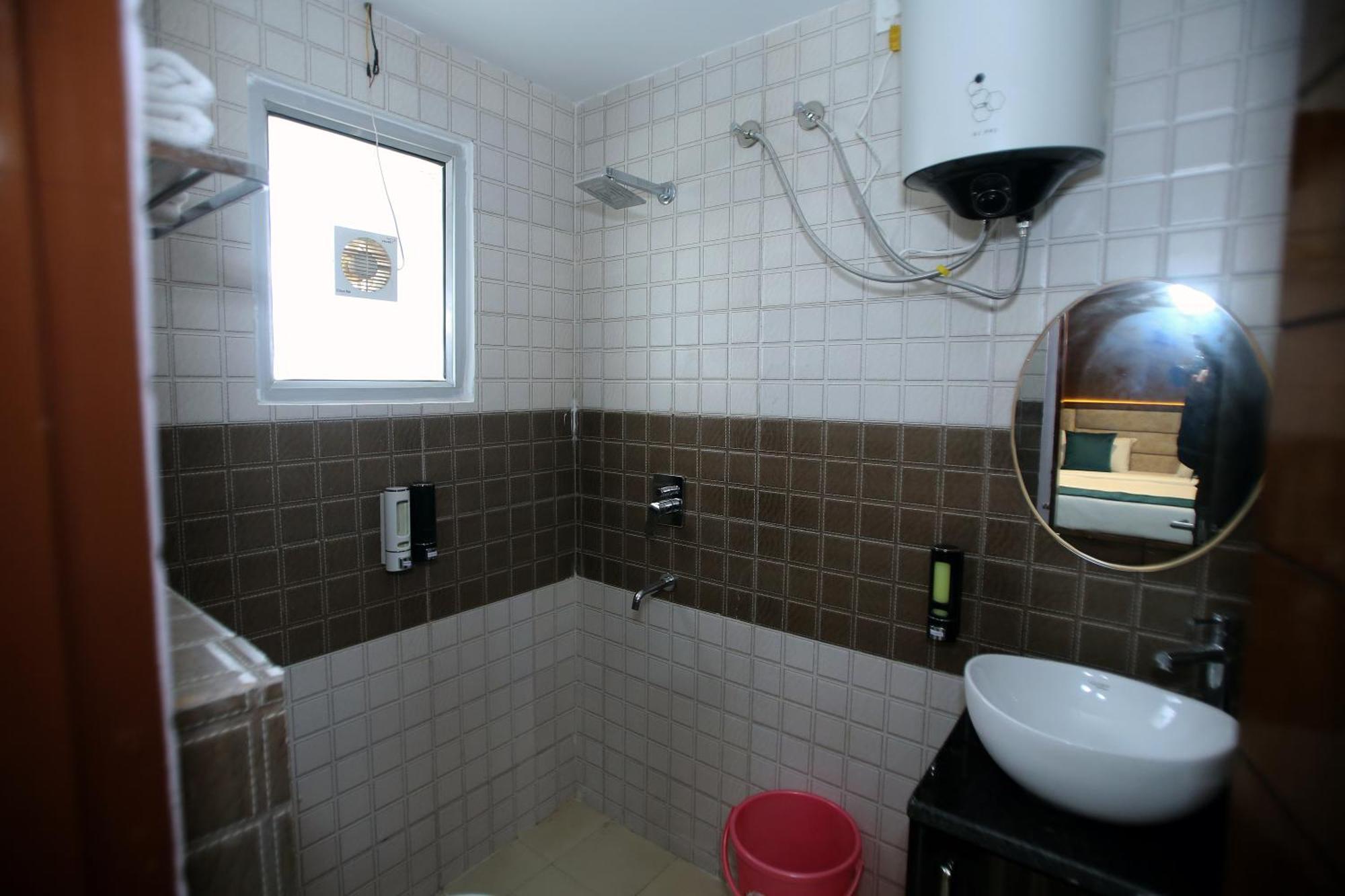 Affluence Hotel Kharar Экстерьер фото